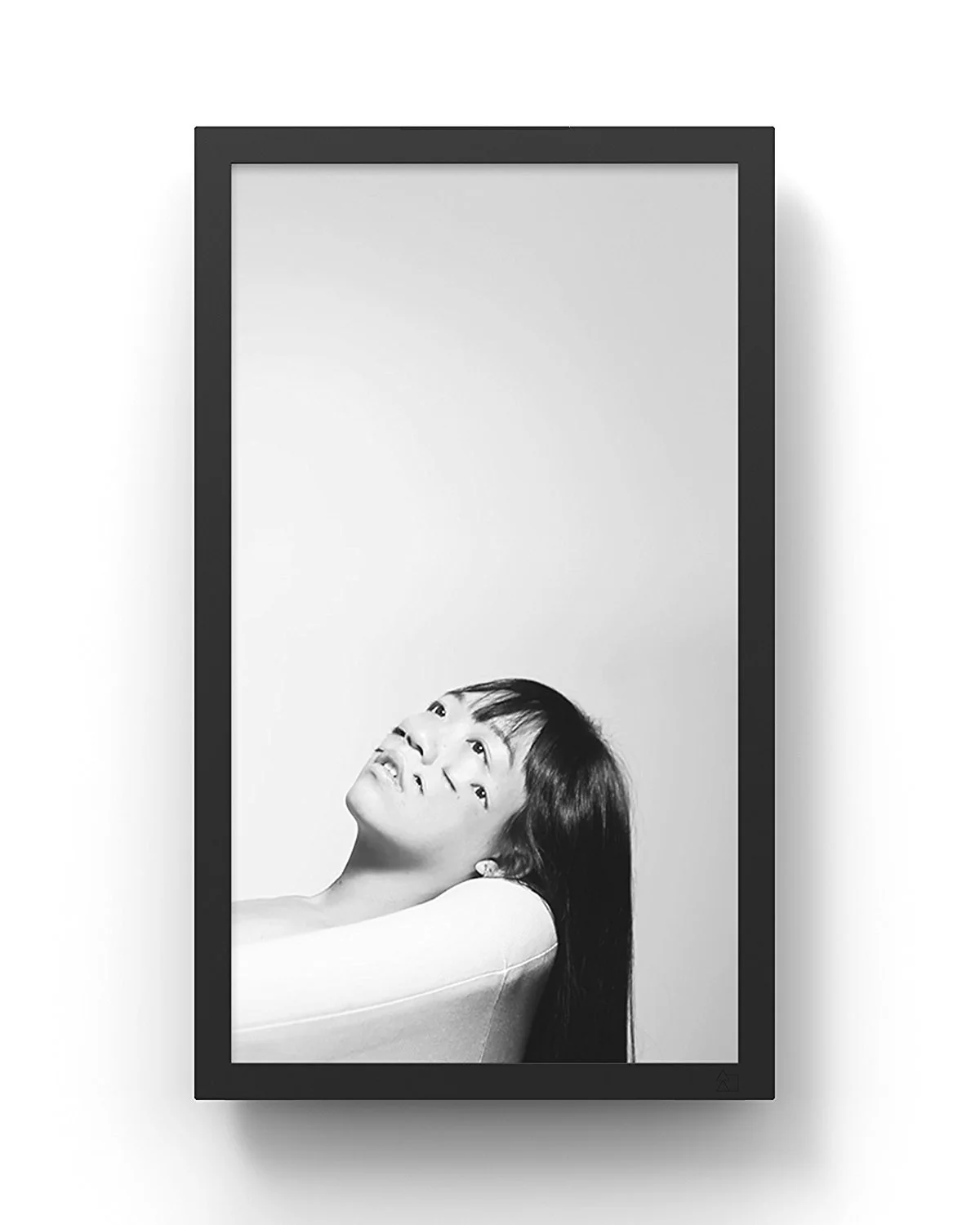 Smart Picture Frame- Electric Objects EO2 Digital Art Display, 23-inch - Yuha Electric